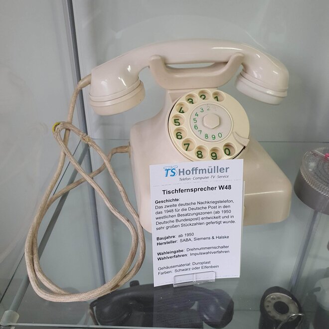 Historisches Telefone2